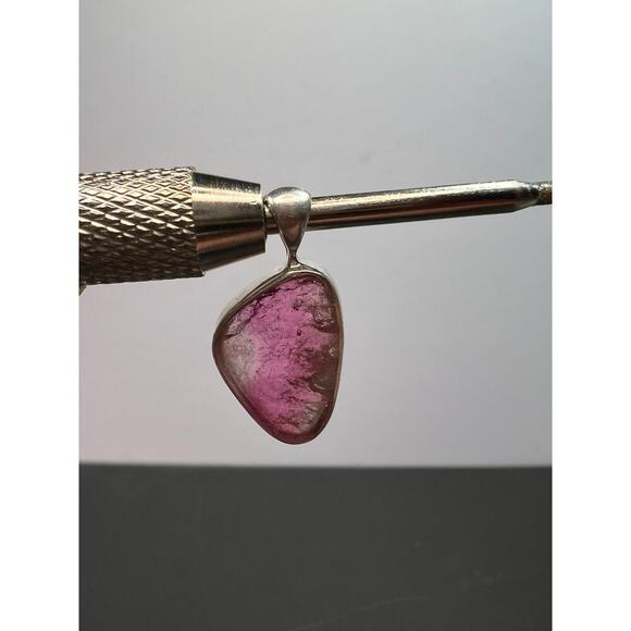 NEW Bi color pink tourmaline sterling silver pendant 1.94 grams - Picture 9 of 10